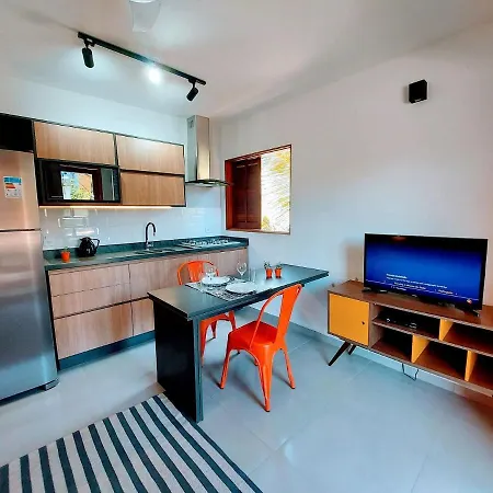 Cedro - Flat recém inaugurado, 50mts da Praia, Churr, Piscina, WiFi eficiente, Netflix-3