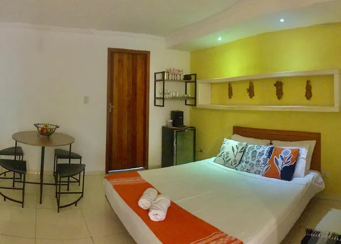 Pousadas em ParatyCantinho da Bruxa